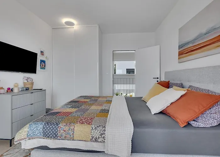 Dijana - Exklusiv Makarska