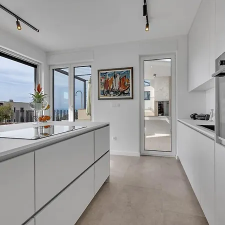 فيلة Dijana - Exklusiv